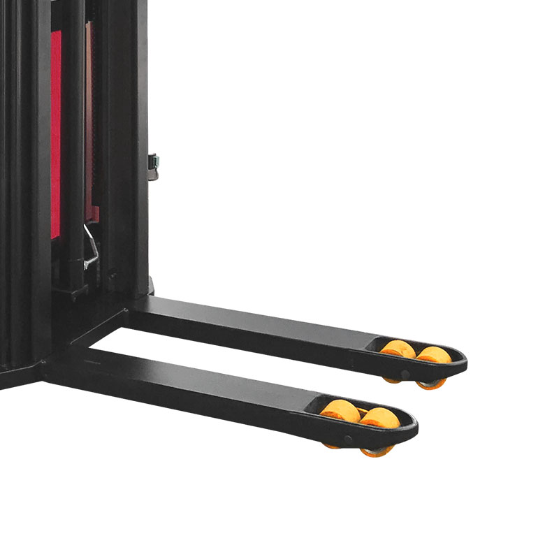 Самоходный штабелер PROLIFT SDK 1645 li-ion